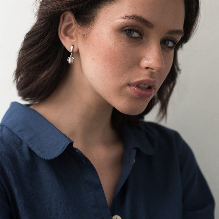 Золоті сережки з культ. прісно. перлами с06375 від ювелірного магазину Онікс - 2