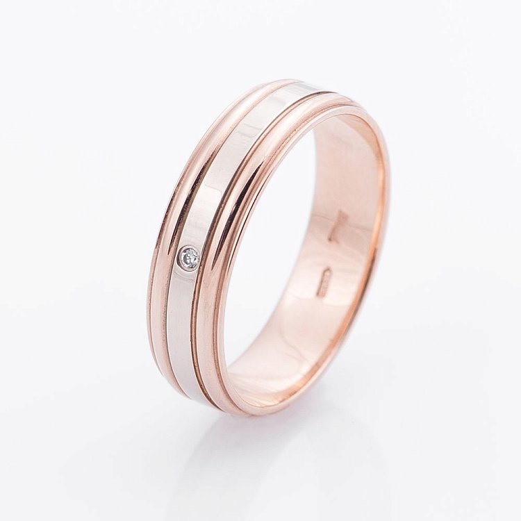 Обручальное кольцо обр000533 от ювелирного магазина Оникс