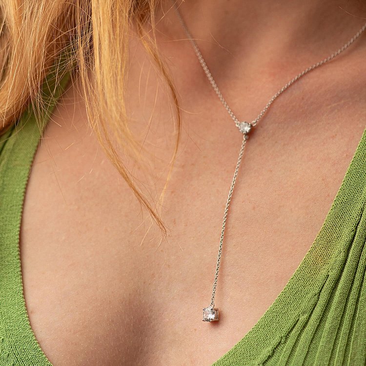 Серебряное колье с фианитами 181096 от ювелирного магазина Оникс - 2