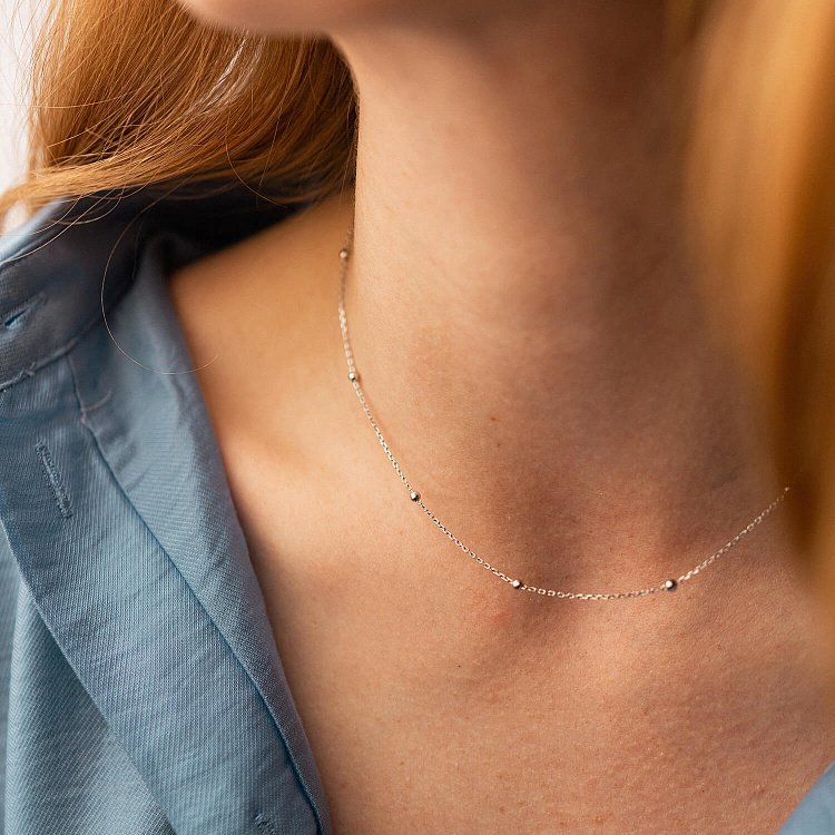 Серебряное колье "Шарики" 908-01224 от ювелирного магазина Оникс - 2