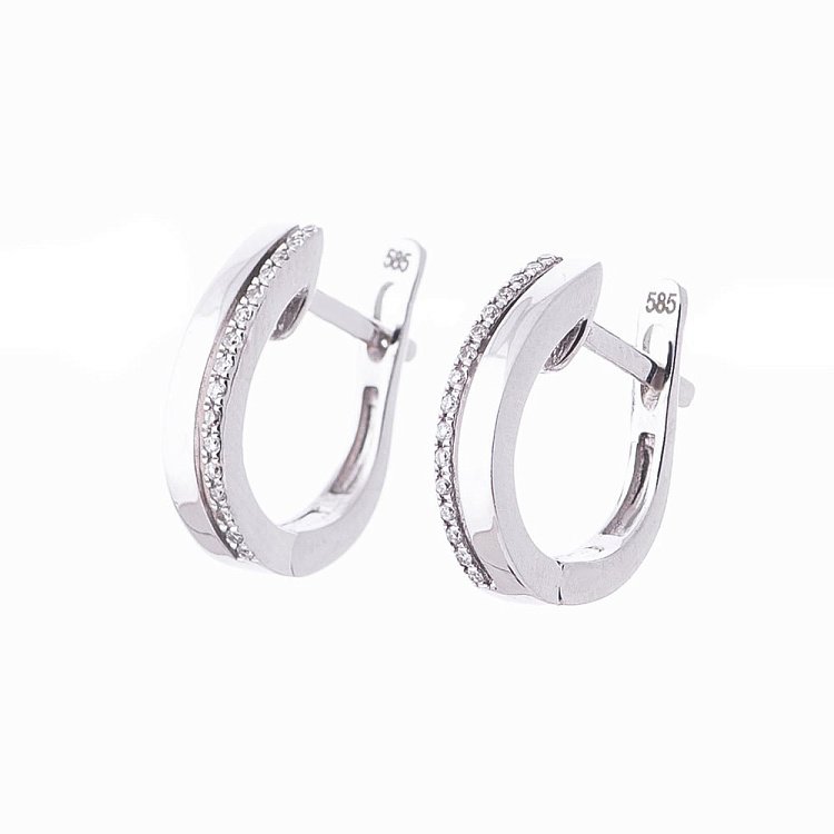 Золотые серьги с бриллиантами T03075E от ювелирного магазина Оникс - 1