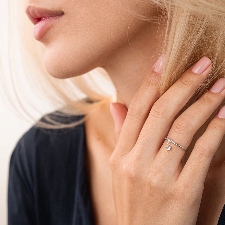 Золота каблучка "Зірочка" з фіанітом к06825 від ювелірного магазину Онікс - 1