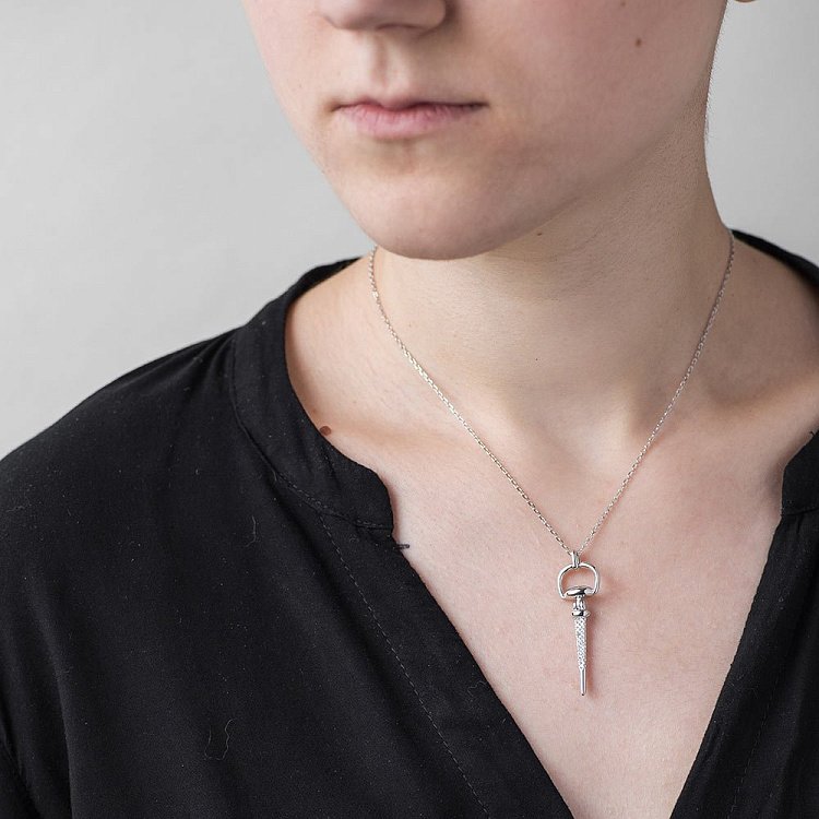 Срібне кольє "Шуруп" з фіанітами 18538 від ювелірного магазину Онікс