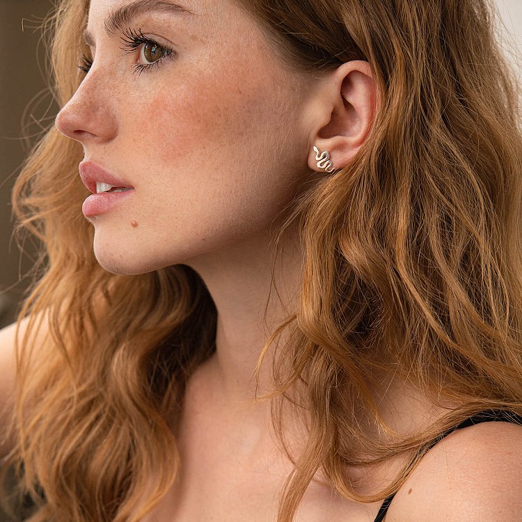 Серебряные серьги - пусеты "Змеи" 123231 от ювелирного магазина Оникс - 4