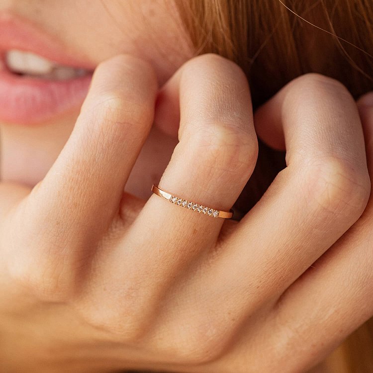 Кольцо "Astrid" в красном золоте (фианиты) к07568 от ювелирного магазина Оникс - 3