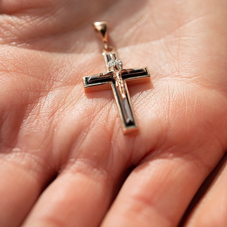 Золотой православный крестик "Распятие. Спаси и Сохрани" (эмаль, фианиты) п03781 от ювелирного магазина Оникс - 3