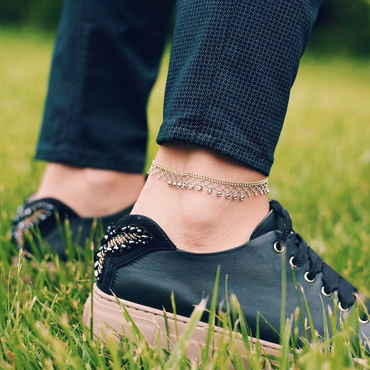 Золотий браслет на ногу б01721 від ювелірного магазину Онікс