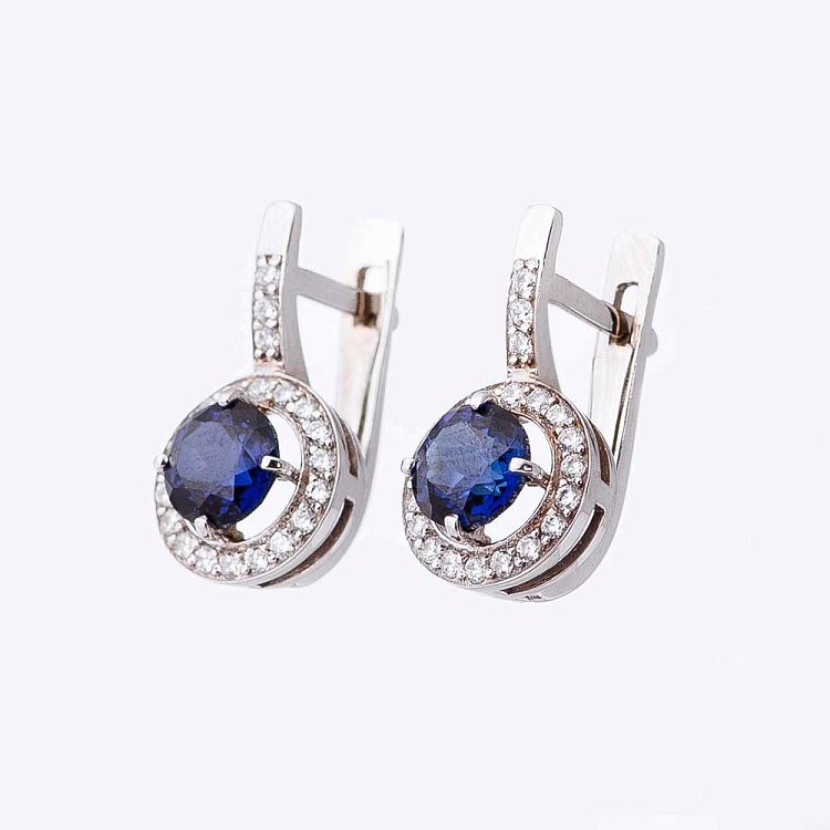 Золоті сережки з сапфірами і фіанітами 14048624 від ювелірного магазину Онікс