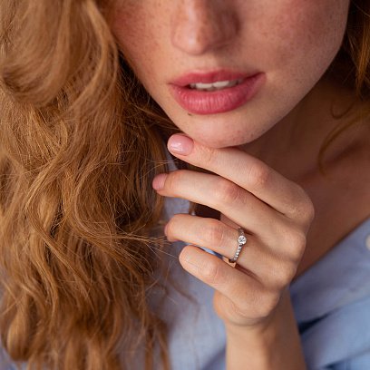 Заручальна каблучка в білому золоті з діамантами км0235 №2