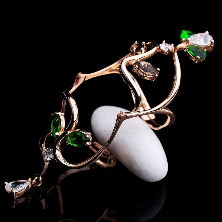 Золотое женское кольцо на весь палец с фианитами к03127 от ювелирного магазина Оникс - 3