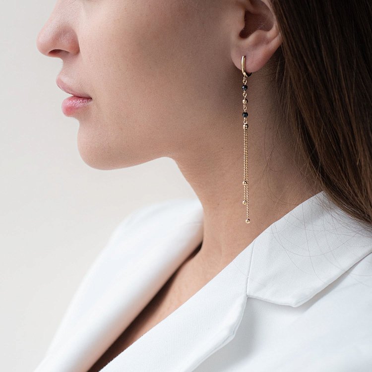 Золоті сережки "Кульки" з чорними фіанітами с07207 від ювелірного магазину Онікс - 2