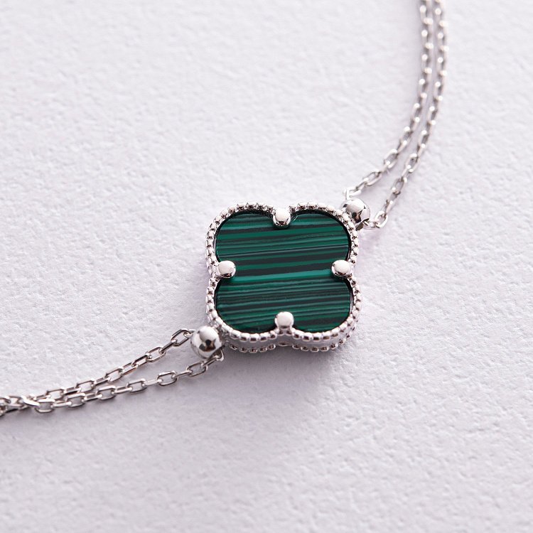 Серебряный браслет "Клевер" с малахитом 141635 от ювелирного магазина Оникс - 2