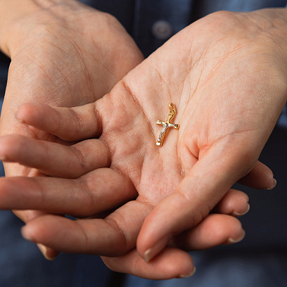 Хрест з розп'яттям (жовте золото) п03507 №4