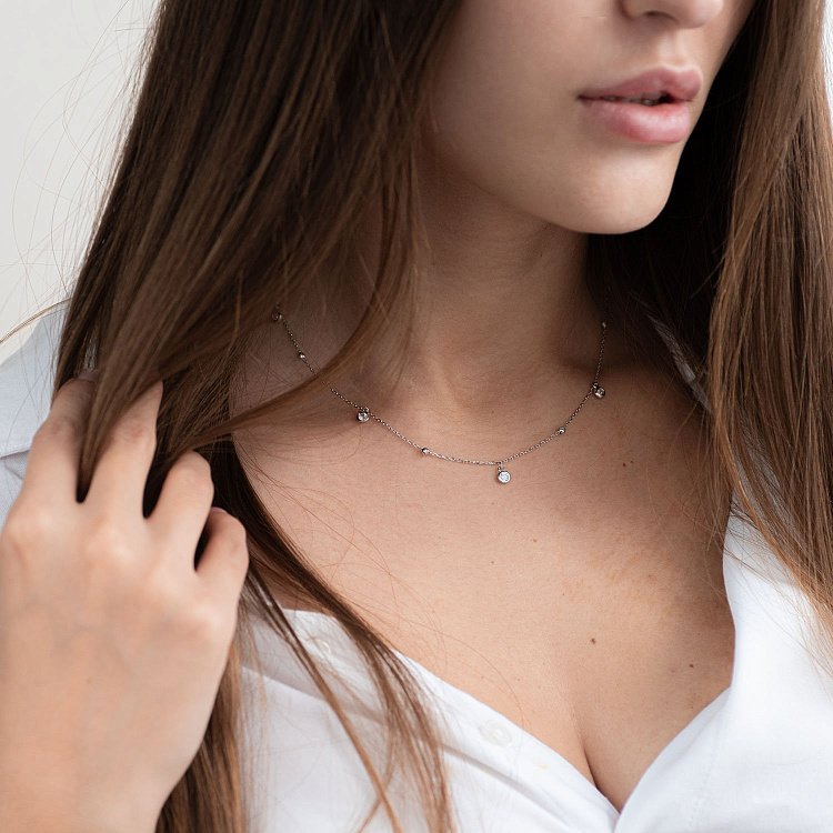 Колье в белом золоте (фианиты) кол01635 от ювелирного магазина Оникс