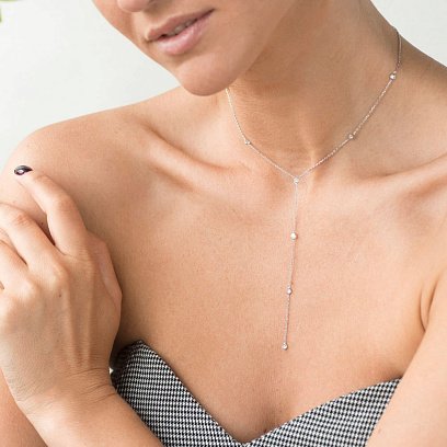 Серебряное колье с фианитами 18654