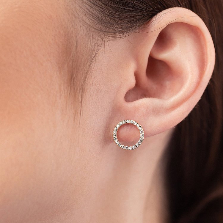 Сережки - пусети "Кругообіг" з фіанітами 1.2 см (жовте золото) с08399 від ювелірного магазину Онікс - 3