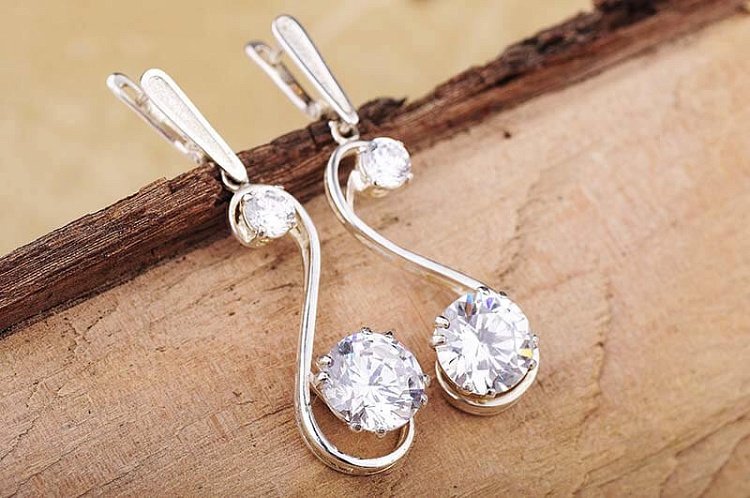 Сережки (фіаніт) 12485 від ювелірного магазину Онікс - 1