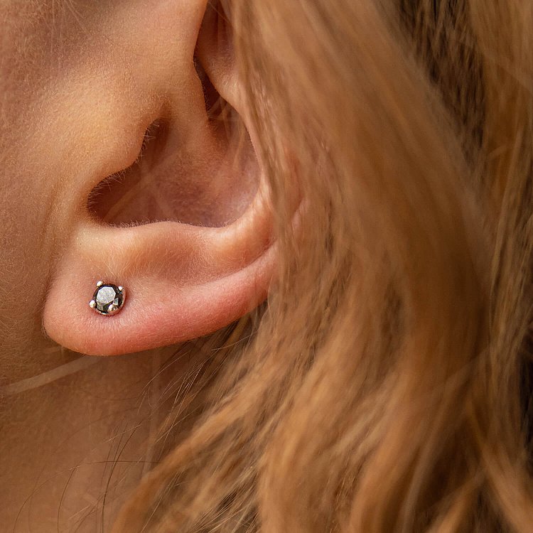 Золоті сережки - пусети з чорними діамантами сб0443y від ювелірного магазину Онікс - 5