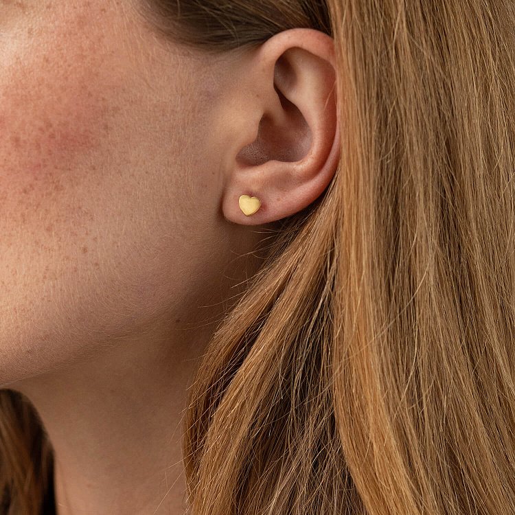 Золоті сережки - пусети "Сердечка" с06192 від ювелірного магазину Онікс - 1