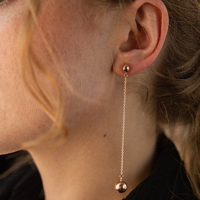 Сережки - пусети "Margo" з кульками на ланцюжку (червоне золото) с08238