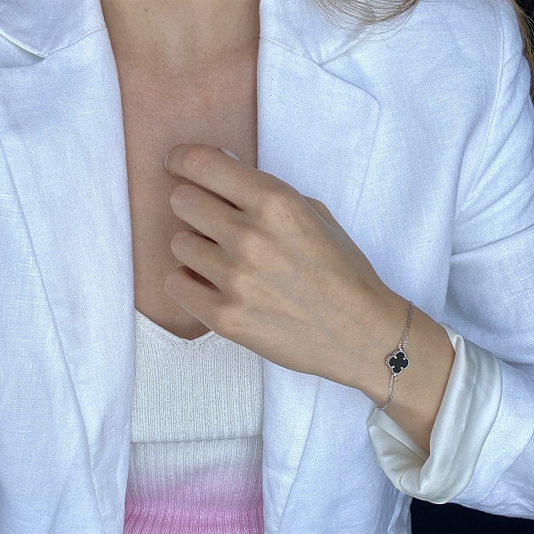 Двойной браслет "Клевер" в белом золоте (оникс) б04709 от ювелирного магазина Оникс - 6