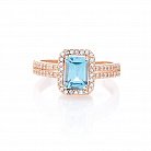Золотое кольцо с голубым топазом и фианитами к04636 от ювелирного магазина Оникс - 3
