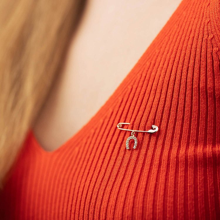 Золотая булавка "Подкова с фианитами" зак00237 от ювелирного магазина Оникс - 3