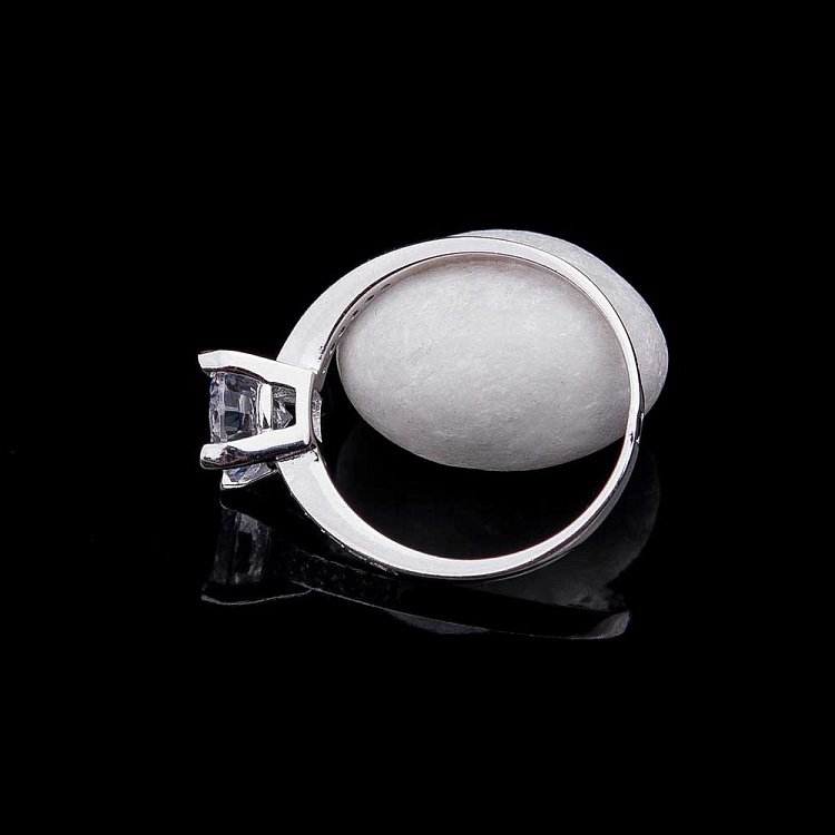 Кольцо помолвочное с фианитами 111834 от ювелирного магазина Оникс - 1