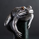 Серебряная фигура "Лягушка" ручной работы 23113 от ювелирного магазина Оникс - 3