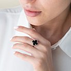 Серебряное кольцо "Клевер" с ониксом (родий) 111628 от ювелирного магазина Оникс - 1