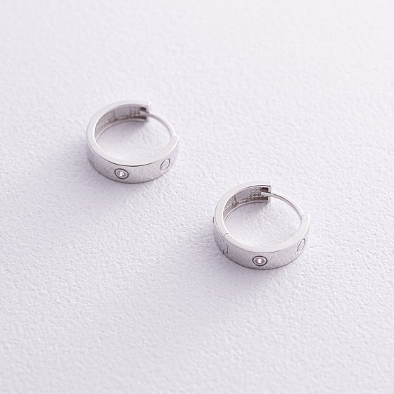 Серьги - кольца "Love" в белом золоте с07679 №3