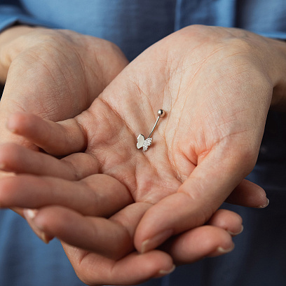 Золотий пірсинг в пупок "Метелик" з фіанітами пир00240 №2