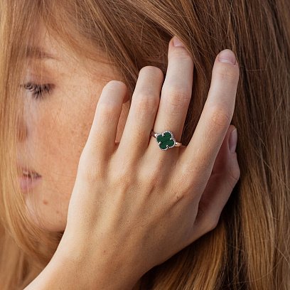 Каблучка "Конюшина" в білому золоті (малахіт) к07485 №6