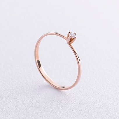 Помолвочное золотое кольцо с бриллиантом 24462421