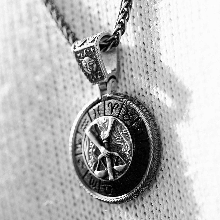 Серебряный кулон "Знак зодиака Весы" с эбеном 1041терези от ювелирного магазина Оникс - 3