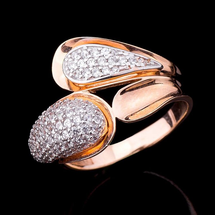 Золотое кольцо с фианитами к01804 от ювелирного магазина Оникс - 1