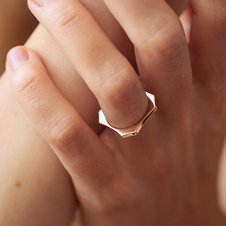 Каблучка "Астрід" у червоному золоті к07592 від ювелірного магазину Онікс - 4