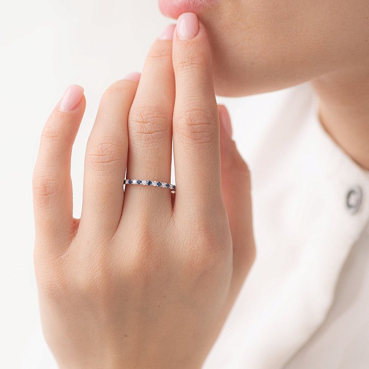 Золотое кольцо с бриллиантами и сапфирами кб0288ai от ювелирного магазина Оникс - 1