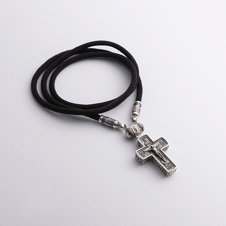 Срібний хрест "Розп'яття. Молитва" на шнурку 1062 від ювелірного магазину Онікс