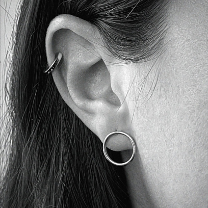 Золотая моносерьга для хеликса с08838 №2