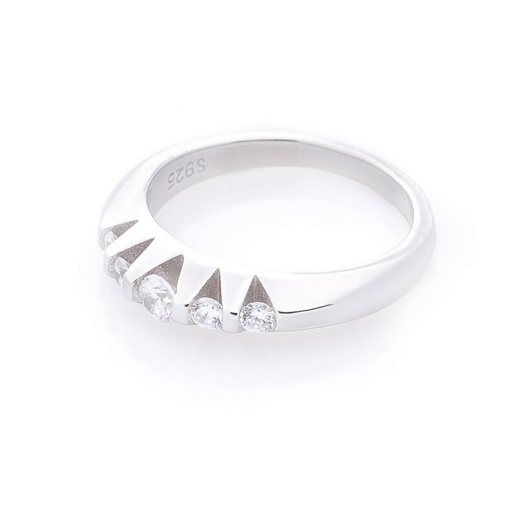 Серебряное кольцо с фианитами 112089 от ювелирного магазина Оникс - 2