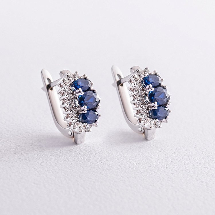 Золотые серьги с бриллиантами и сапфирами с2189 от ювелирного магазина Оникс