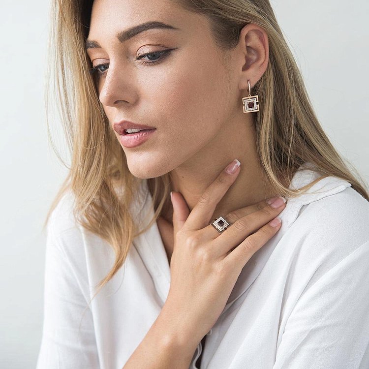 Золотые серьги (пироп, фианиты) с04202 от ювелирного магазина Оникс - 3