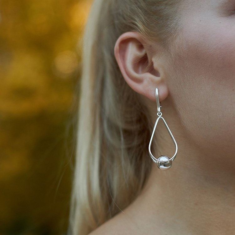 Серебряные серьги "Шарики" 12834 от ювелирного магазина Оникс - 6