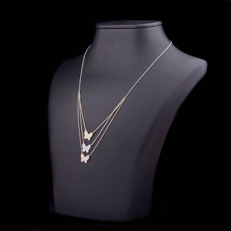 Серебряное колье "Бабочки" с фианитами 18226 от ювелирного магазина Оникс - 1