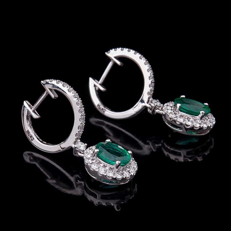 Золотые серьги с бриллиантами и изумрудами e2918be от ювелирного магазина Оникс - 2