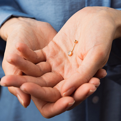 Золотий пірсинг в пупок з фіанітом пир00215 №2