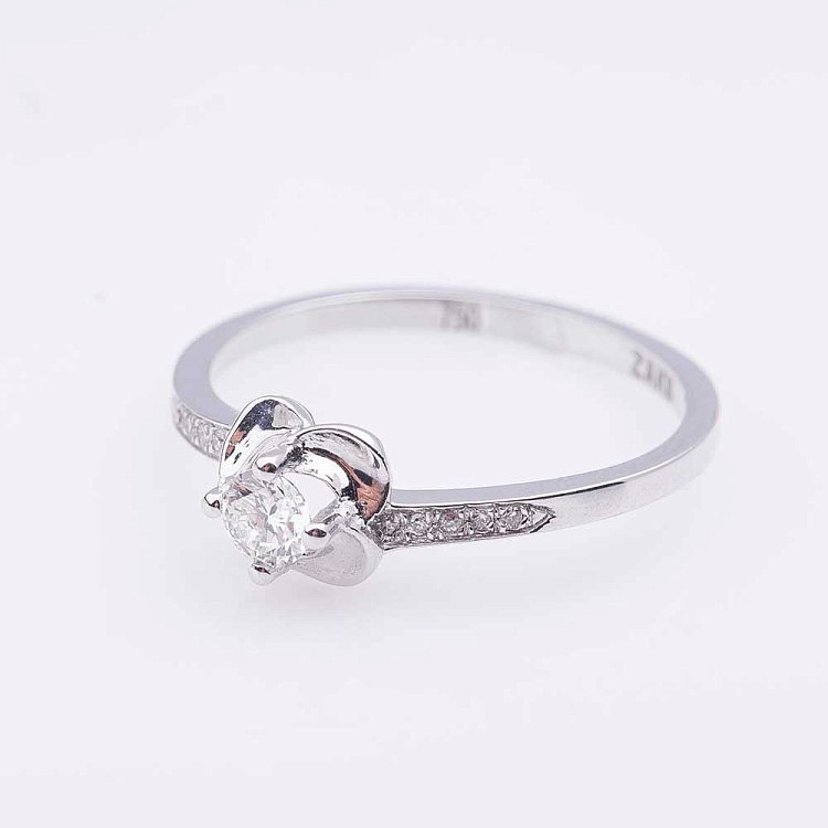 Помолвочное кольцо с бриллиантами к0015sh от ювелирного магазина Оникс - 1