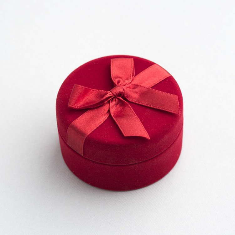 Футляр для обручок 4108к від ювелірного магазину Онікс