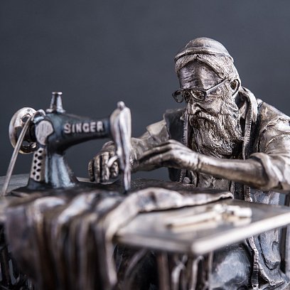 Серебряная фигура ручной работы "Портной" сер00060 №4